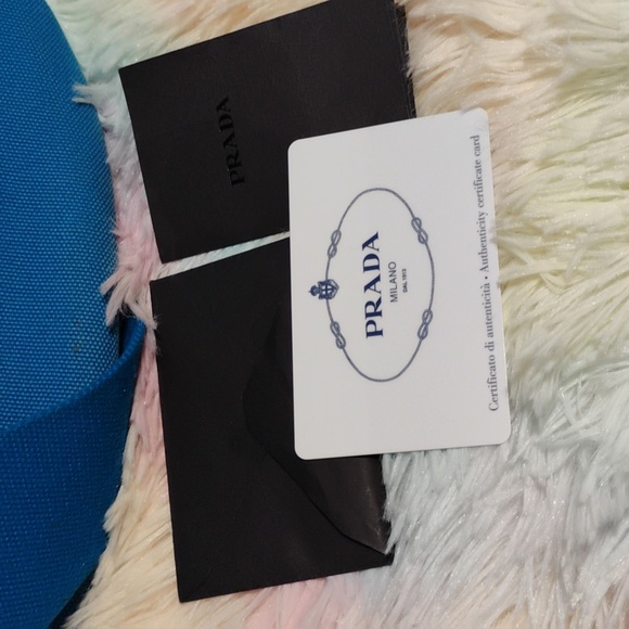 Authentic Prada Canapa Bucket Bag Has Strap & Authenticantion Cards - Picture 13 of 14
